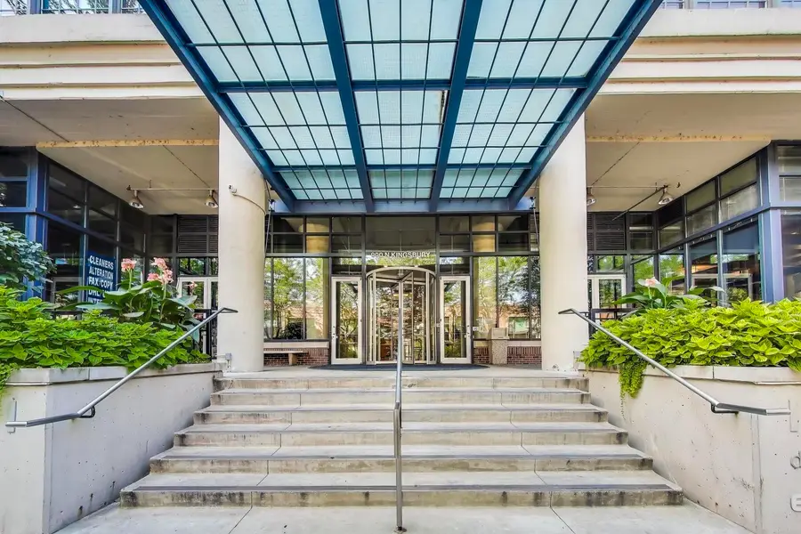 900 N Kingsbury Street #744, Chicago, IL 60610 - #2