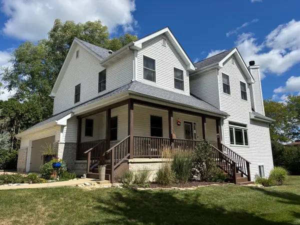 2S590 Seraph Holmes Court, Warrenville, IL 60555