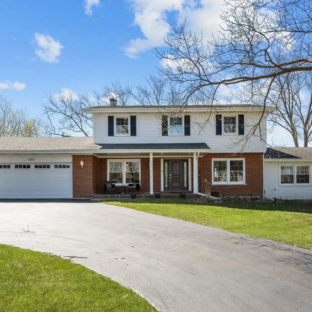 1201 Country Club Road, Lake Zurich, IL 60047 - #1