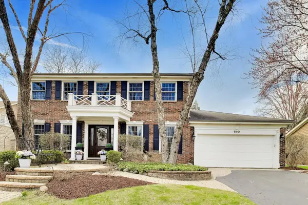 860 S Carriageway Lane, Palatine, IL 60067