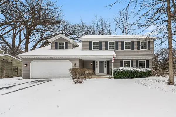 5387 Candlewood Court, Lisle, IL 60532