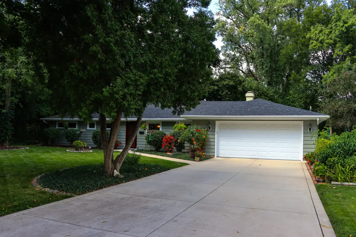 1920 N Washington Street, Wheaton, IL 60187 - #1