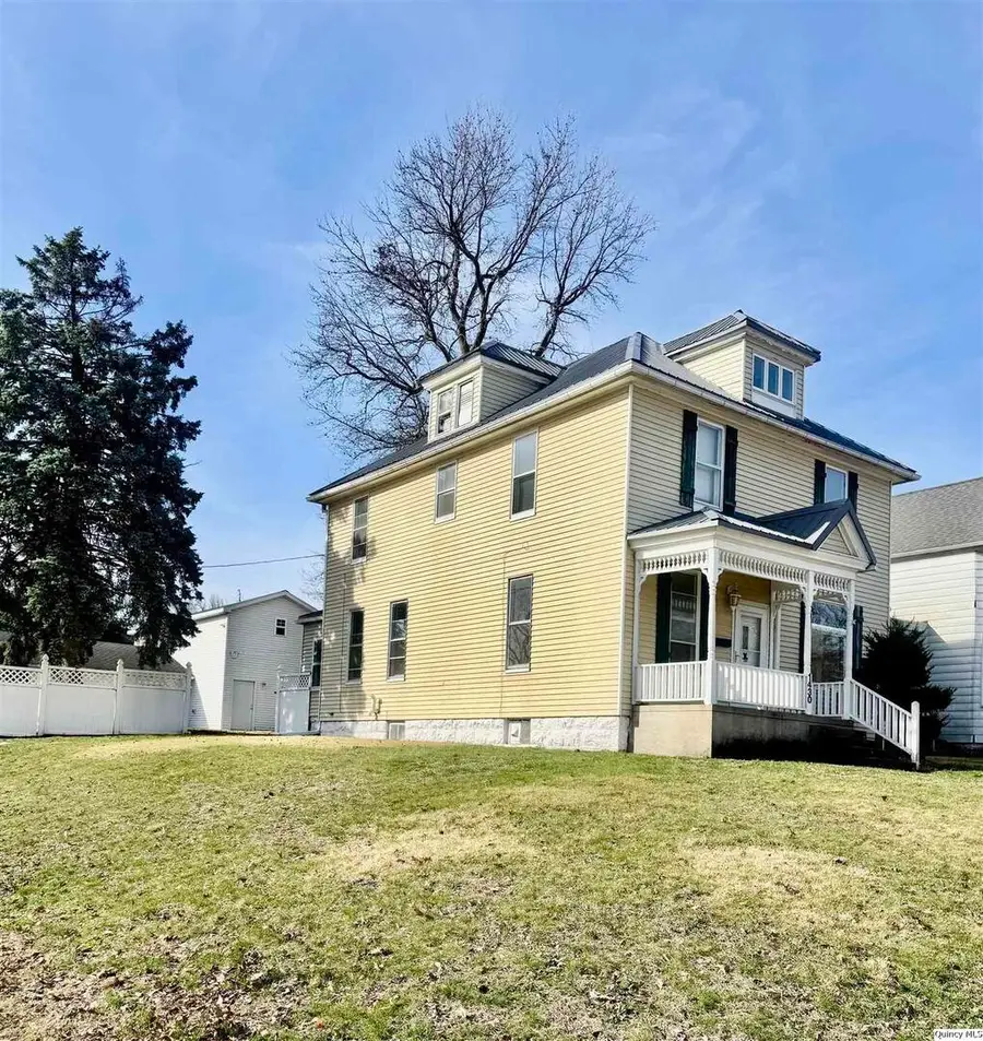 1430 College, Quincy, IL 62301 - #2