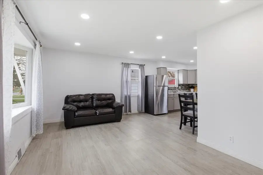 270 Ridge Avenue, Crystal Lake, IL 60014 - #3