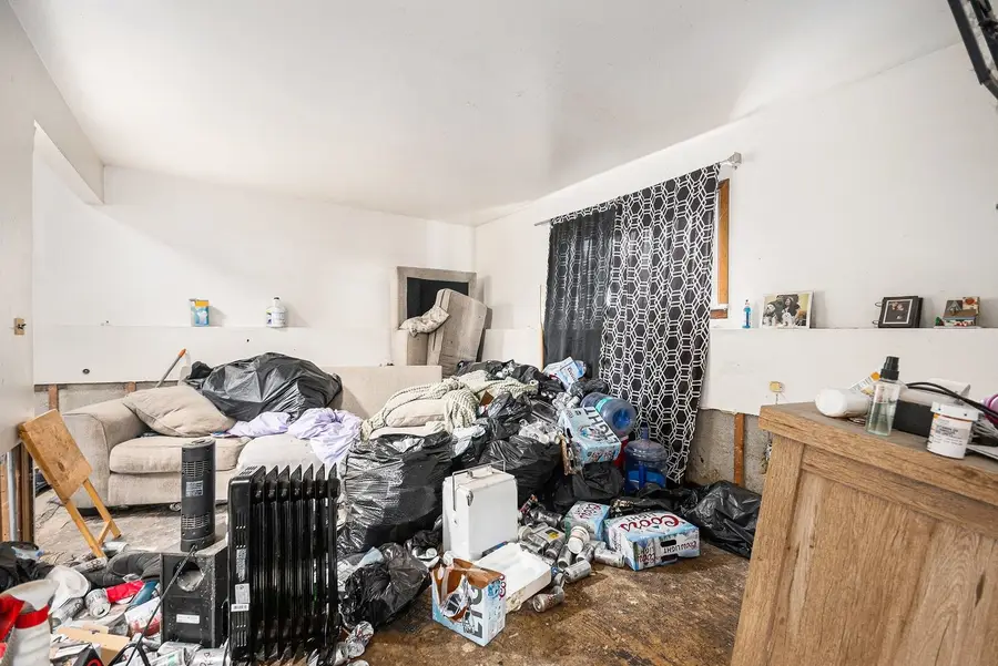 1241 S Elmwood Avenue, Waukegan, IL 60085 - #3