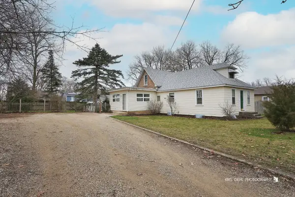 35694 N Laurel Avenue, Ingleside, IL 60041