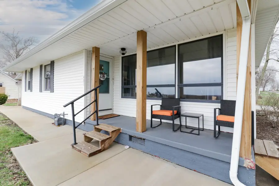 401 W Boundary Street, Stanford, IL 61774 - #2