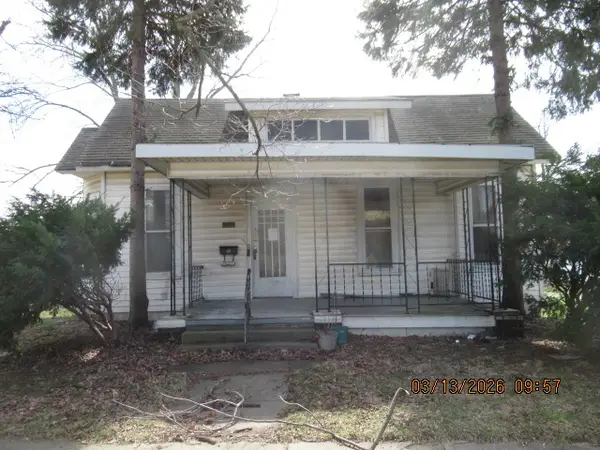 212 E Crawford Street, Paris, IL 61944