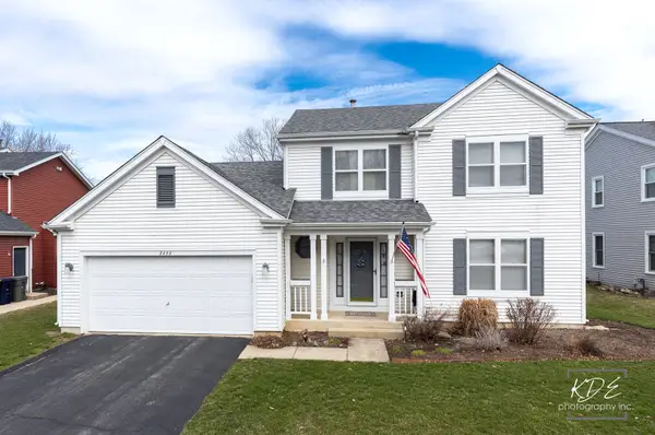 2478 Crystal Creek Lane, Elgin, IL 60124