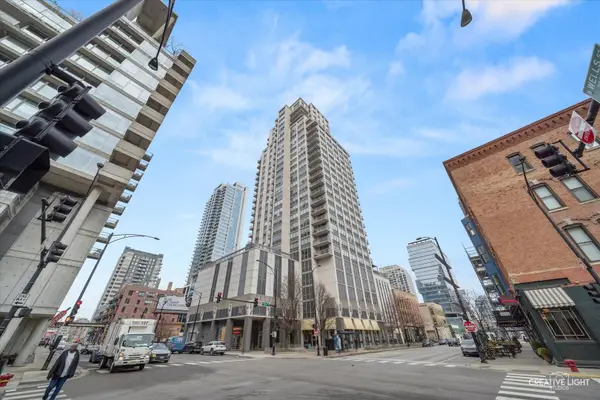 200 W Grand Avenue #1504, Chicago, IL 60654