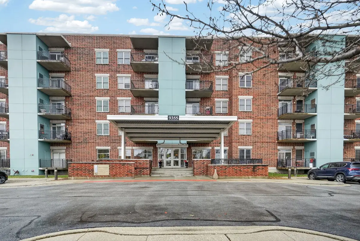 9355 Irving Park Road #122, Schiller Park, IL 60176 - #1