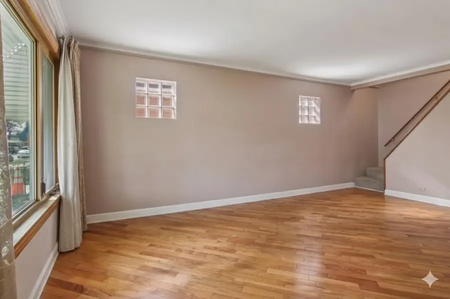 3940 N Paris Avenue, Chicago, IL 60634 - #3