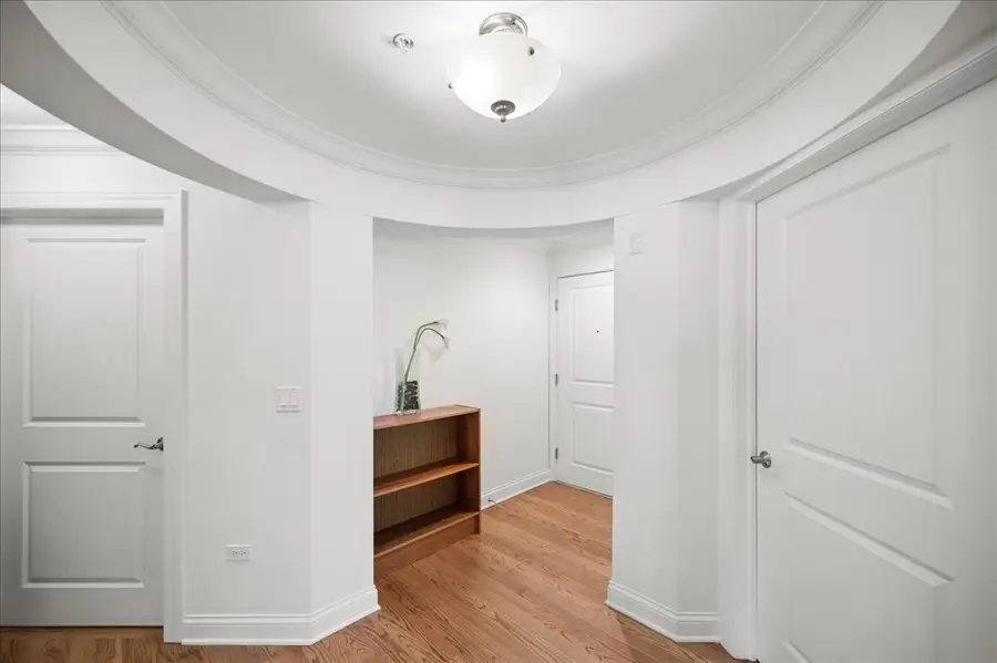 695 Roger Williams Avenue #301, Highland Park, IL 60035 - #3