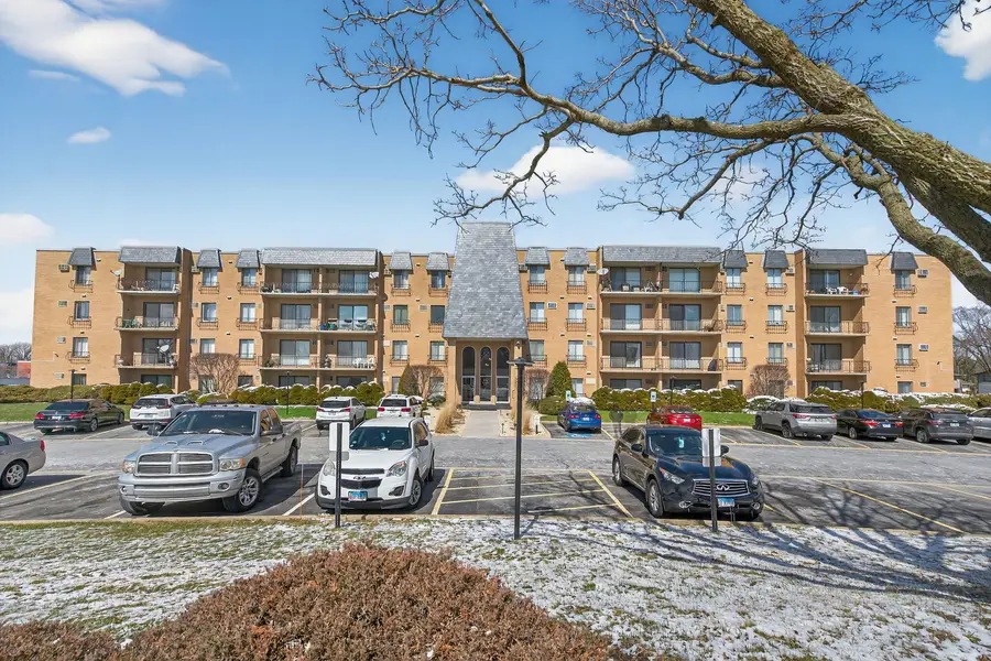 931 W Arquilla Drive #415, Glenwood, IL 60425 - #2