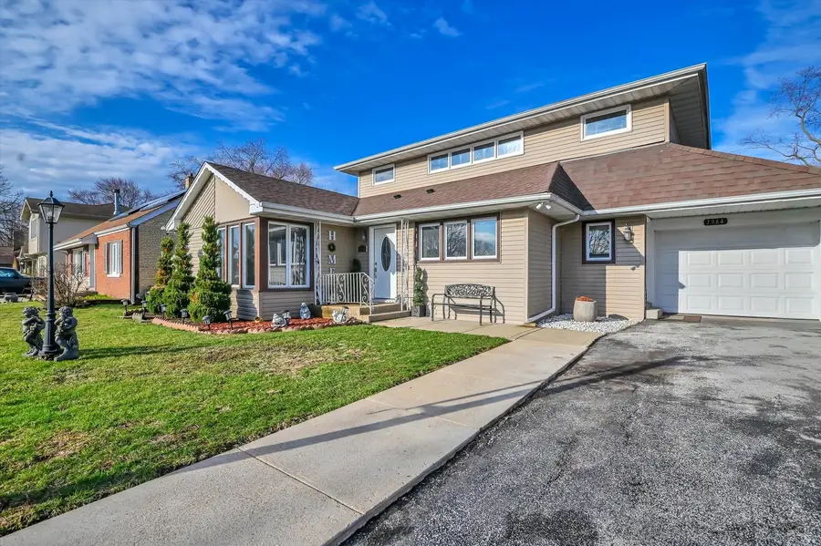 7964 Lavergne Avenue, Burbank, IL 60459 - #2