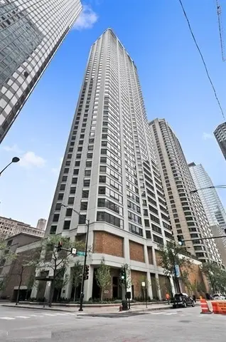 400 E Ohio Street #4203, Chicago, IL 60611 - #1