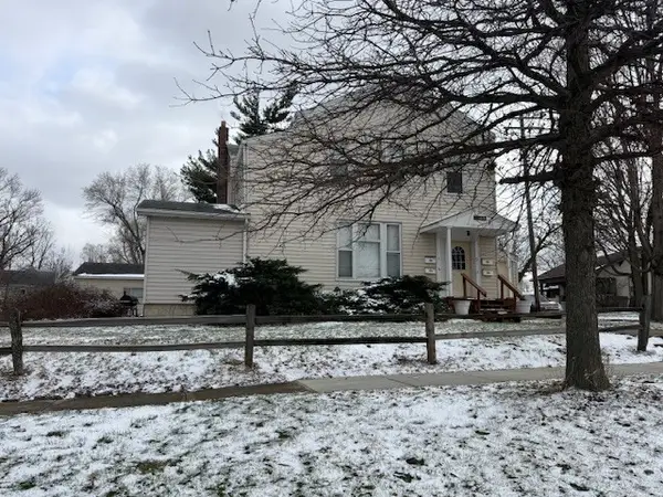 1108 W Front Street, Bloomington, IL 61701