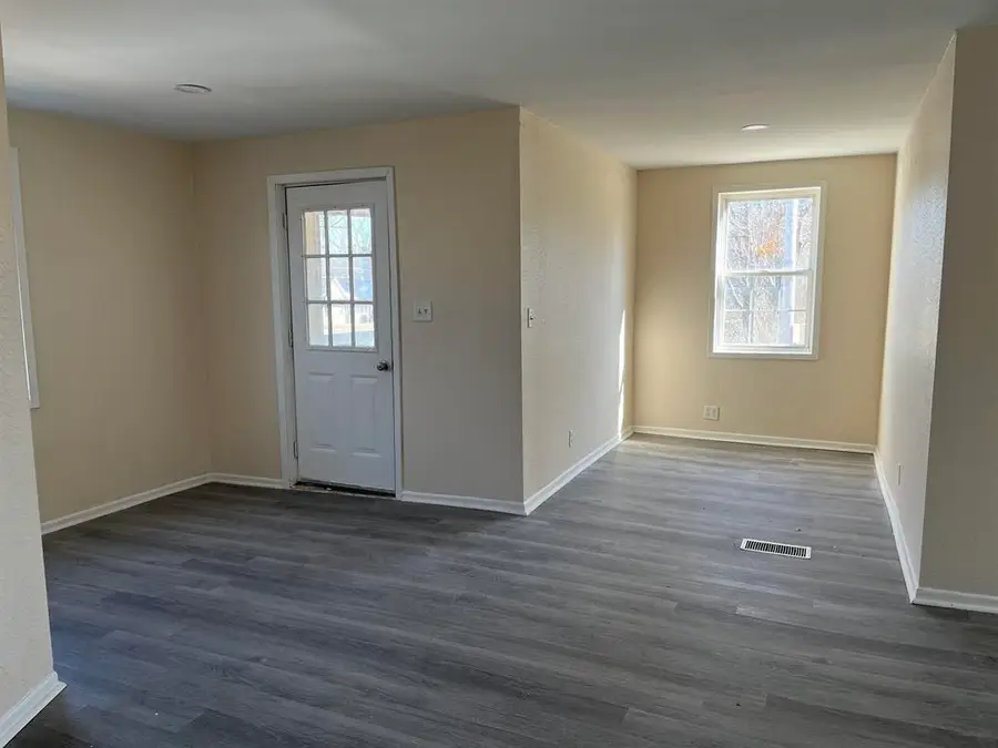 458 S Float Avenue, Freeport, IL 61032 - #2