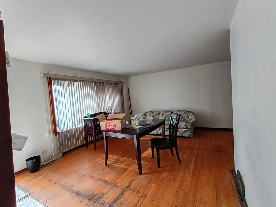 1340 Prince Drive, South Holland, IL 60473 - #3