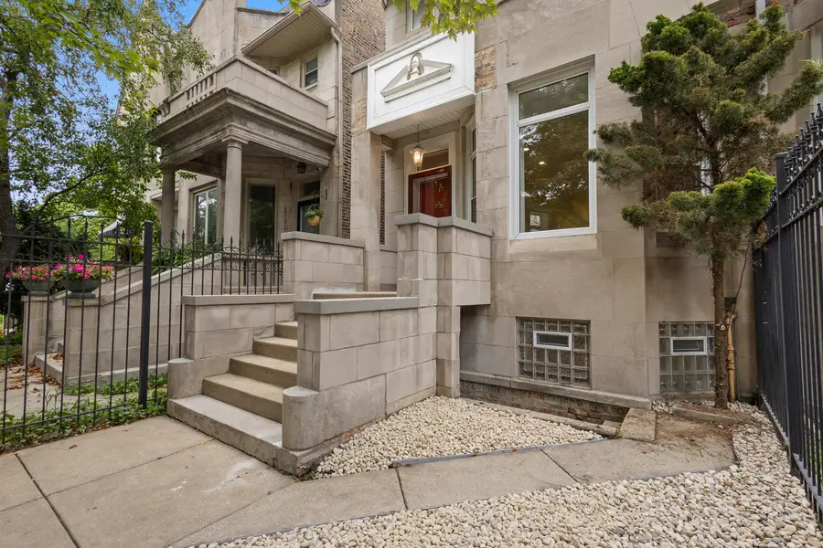 6505 S Woodlawn Avenue, Chicago, IL 60637 - #2