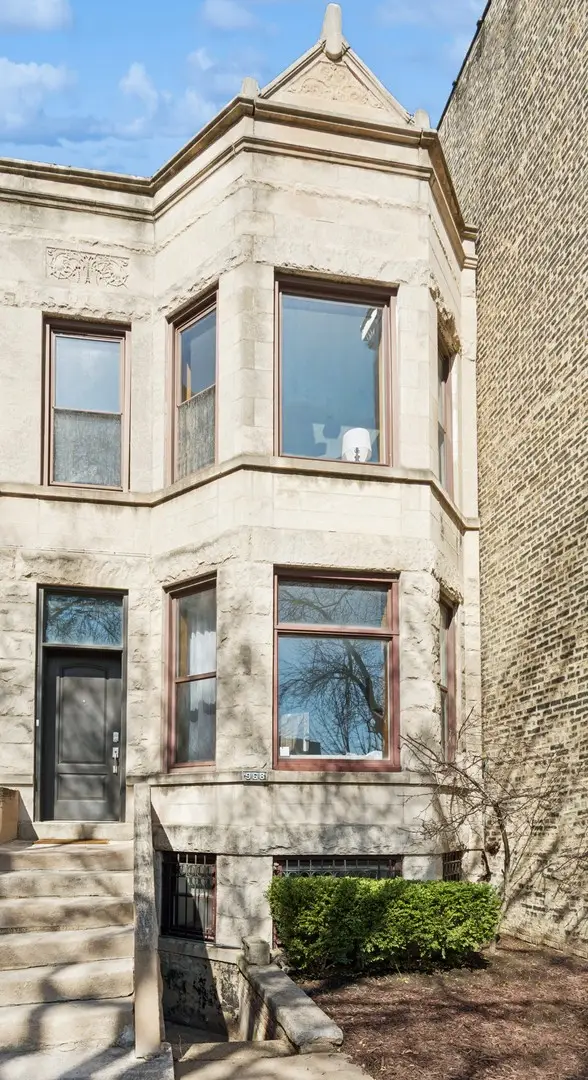 968 W Cuyler Avenue, Chicago, IL 60613 - #1