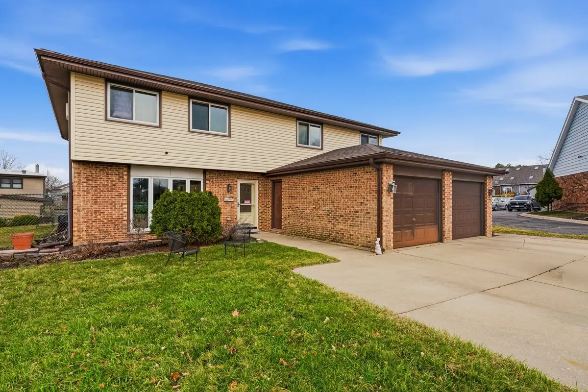 659 Terry Court, Roselle, IL 60172 - #1