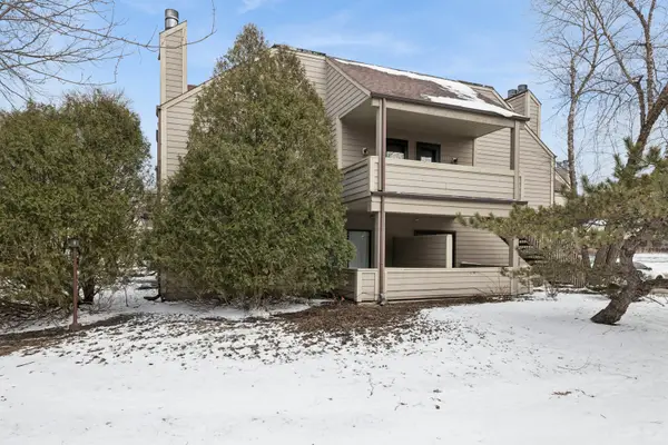 2930 Frontenac Street #207, North Chicago, IL 60064