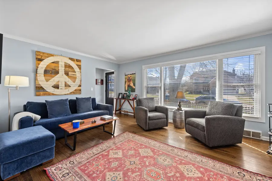 914 Central Avenue, Deerfield, IL 60015 - #3