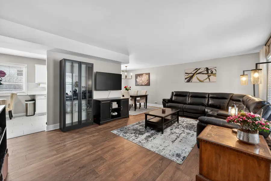 37 Monterey Drive, Vernon Hills, IL 60061 - #2