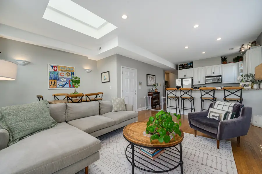 1942 N Francisco Avenue #3N, Chicago, IL 60647 - #2