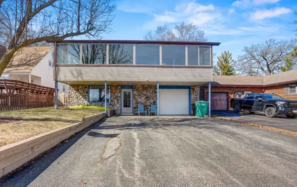 310 Mastodon Drive, Ingleside, IL 60041