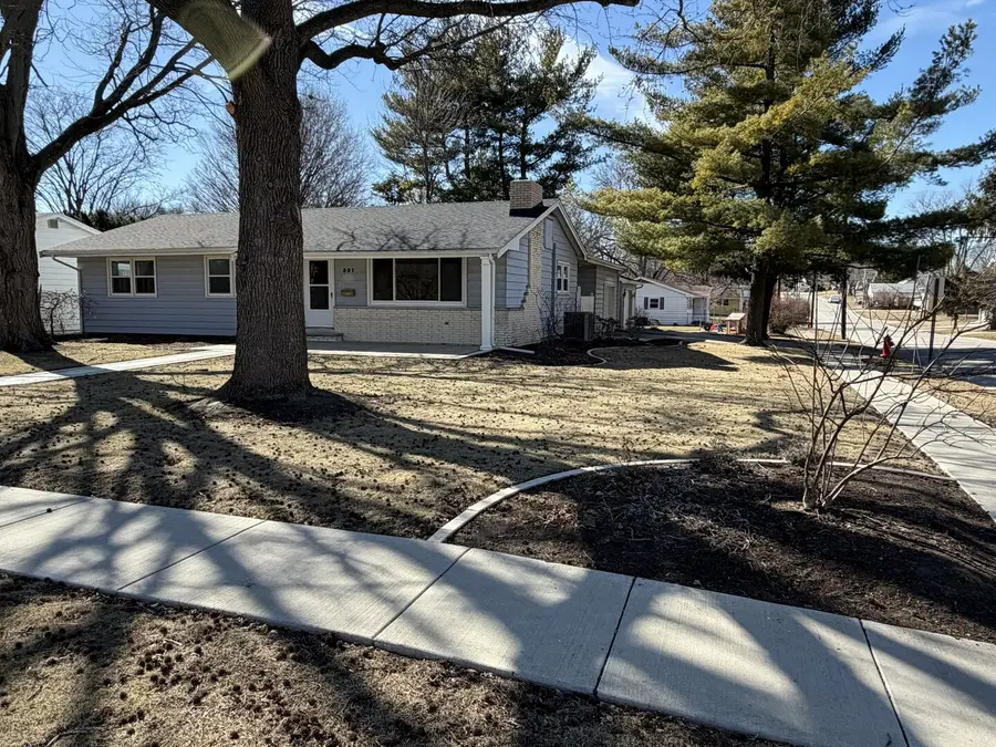 301 Oakdale Avenue, Normal, IL 61761 - #2