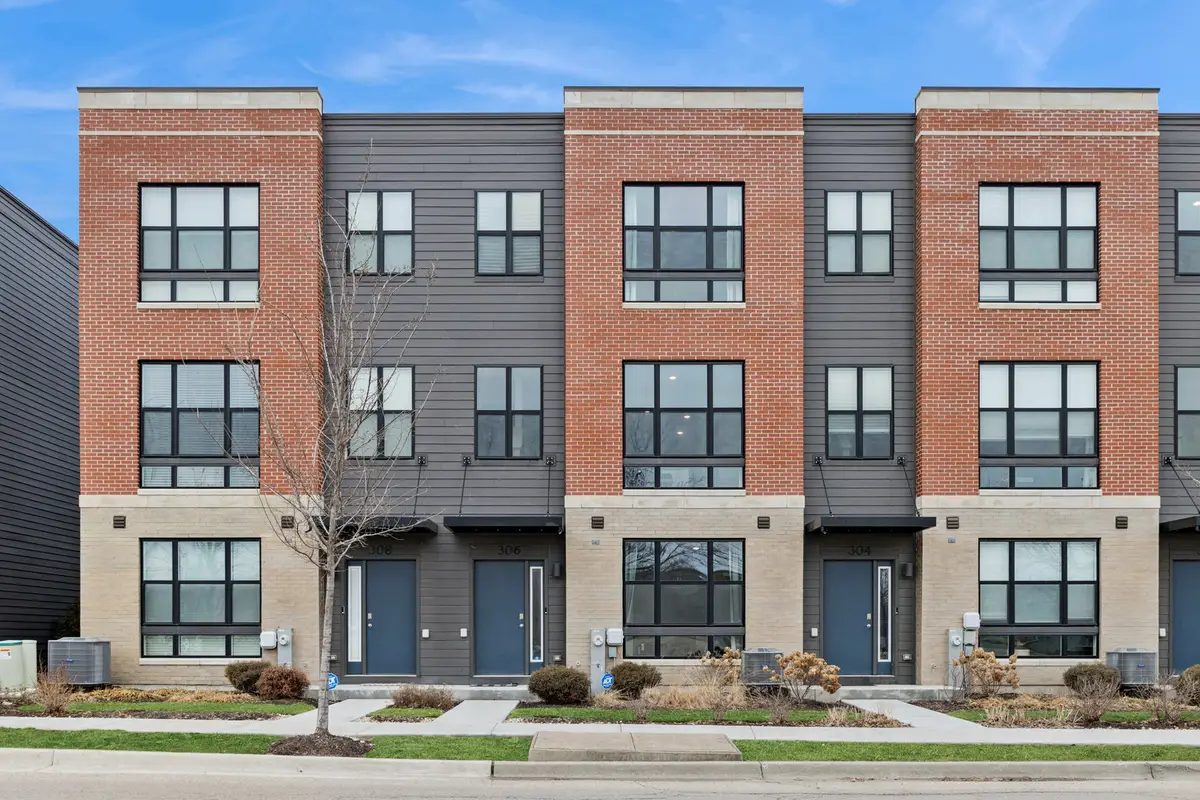 306 Summit Circle, Lombard, IL 60148 - #1