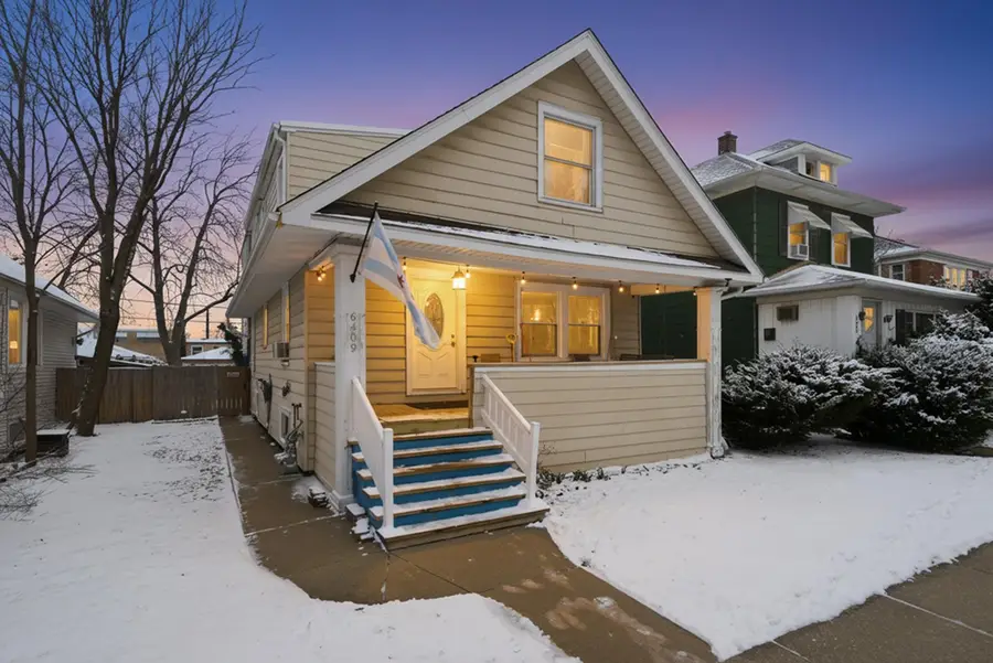 6409 Fairfield Avenue, Berwyn, IL 60402 - #3