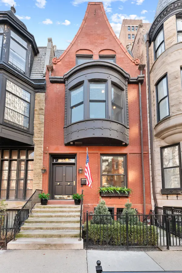 41 E Elm Street, Chicago, IL 60611