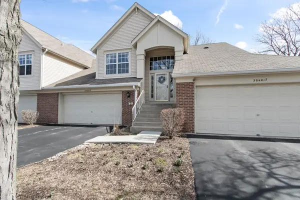 30W019 Juniper Court #30W019, Warrenville, IL 60555