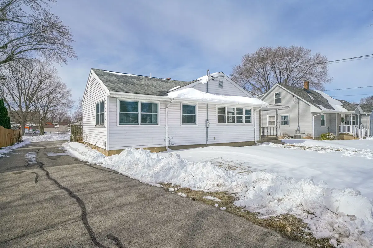 808 S 5th Street, Oregon, IL 61061 - #1