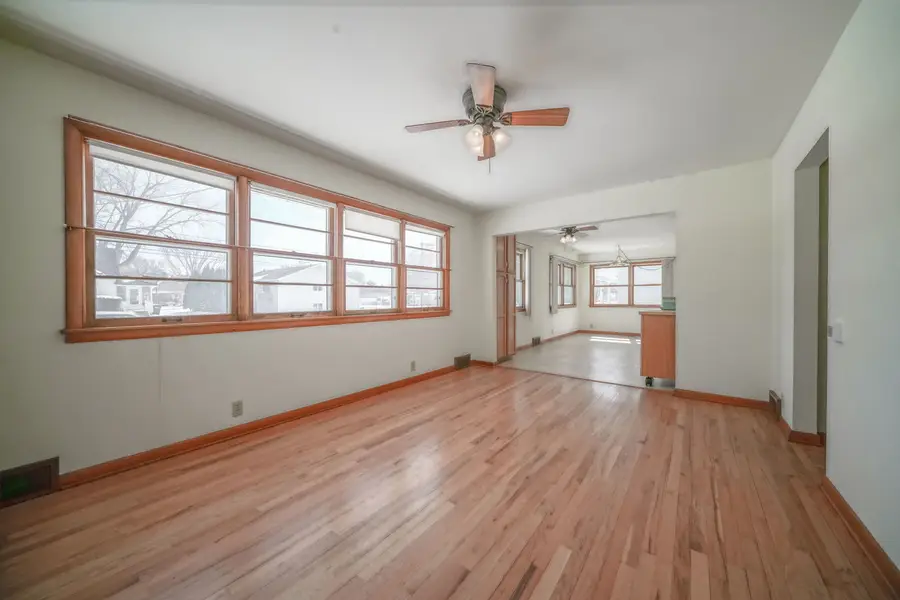 808 S 5th Street, Oregon, IL 61061 - #3