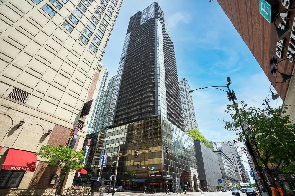 10 E Ontario Street #2101, Chicago, IL 60611 - #1