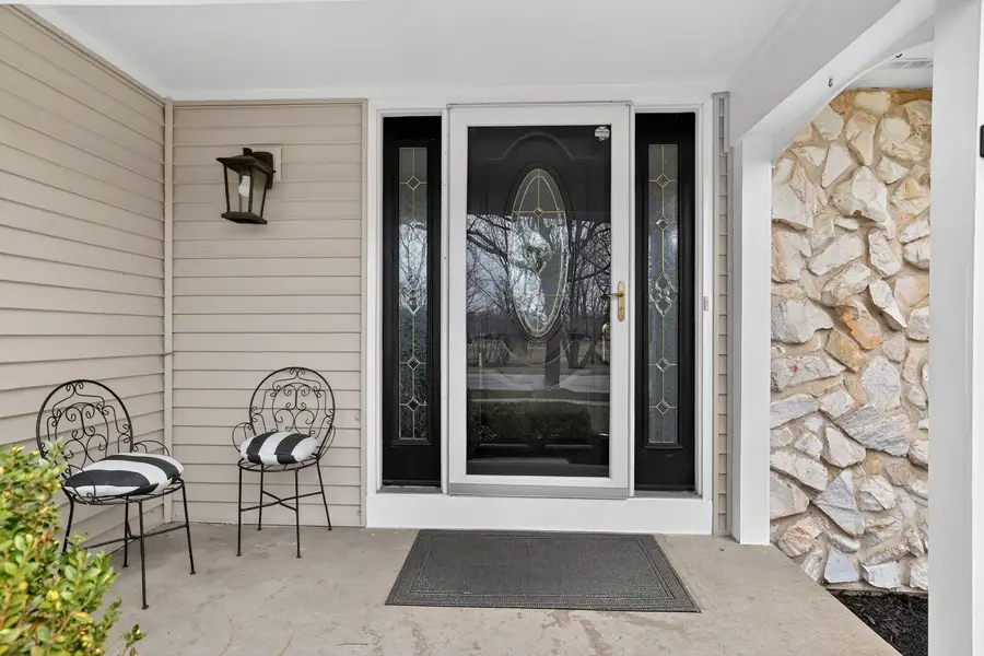 701 Lindsay Lane, West Dundee, IL 60118 - #2