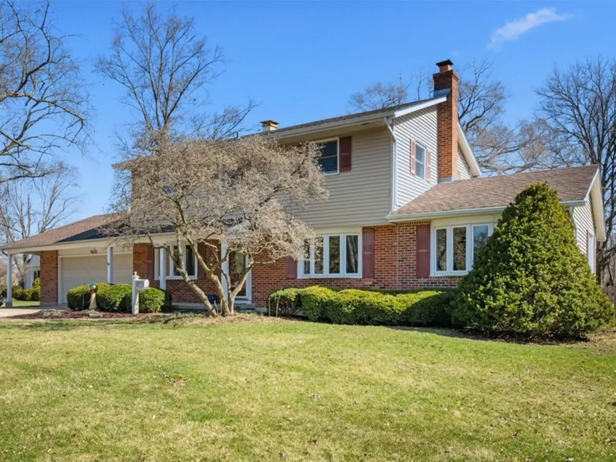 401 E Side Drive, Geneva, IL 60134 - #1