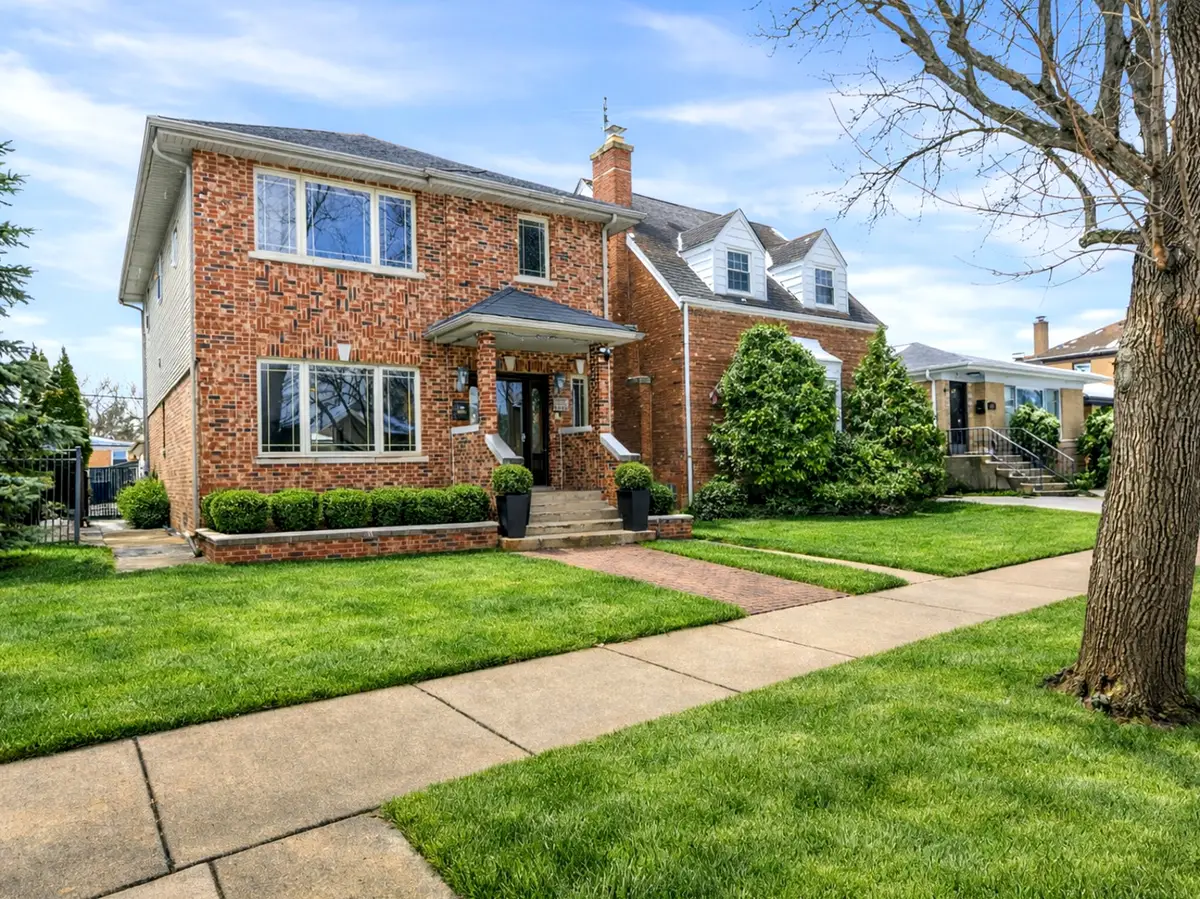 6128 N Kildare Avenue, Chicago, IL 60646 - #1