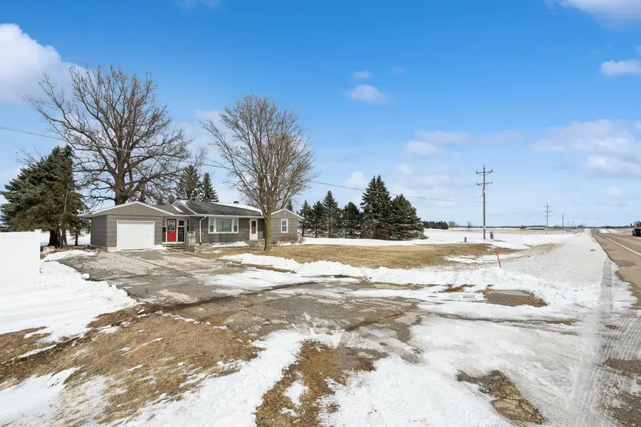 2480 Hwy 30, Dewitt, IA 52742 - #3