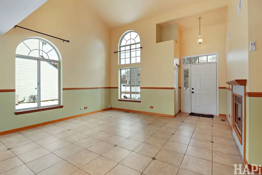 2216 N Sunrise Drive, Round Lake Beach, IL 60073 - #3