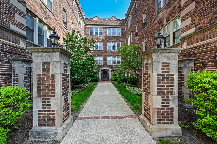 75 E Harris Avenue #3C, La Grange, IL 60525 - #2