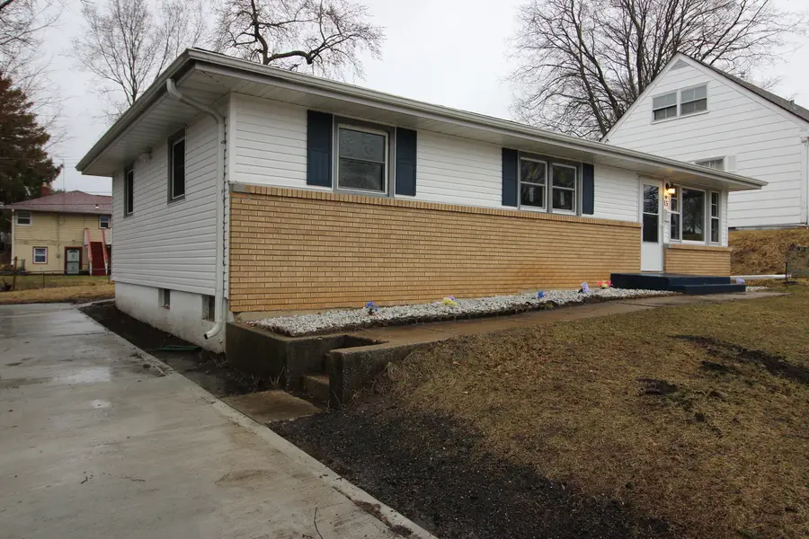 915 Hoban Avenue, Rockford, IL 61101 - #2