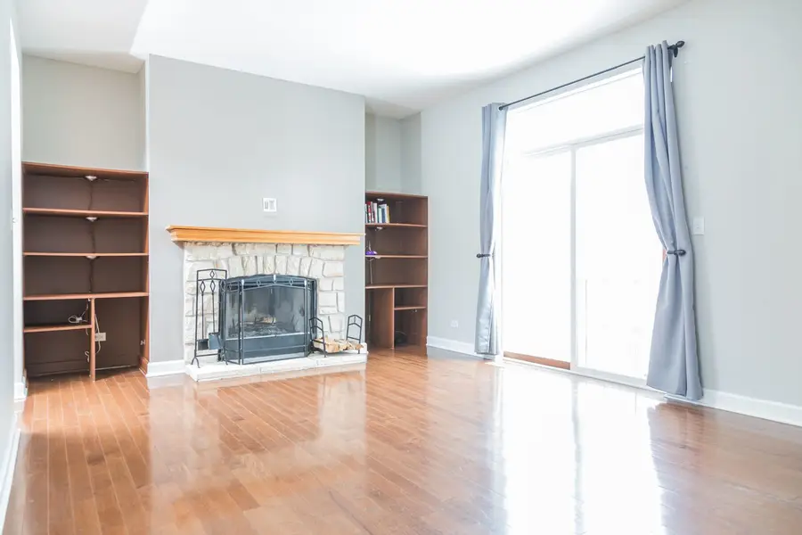 3138 Taunton Street, Elgin, IL 60124 - #2