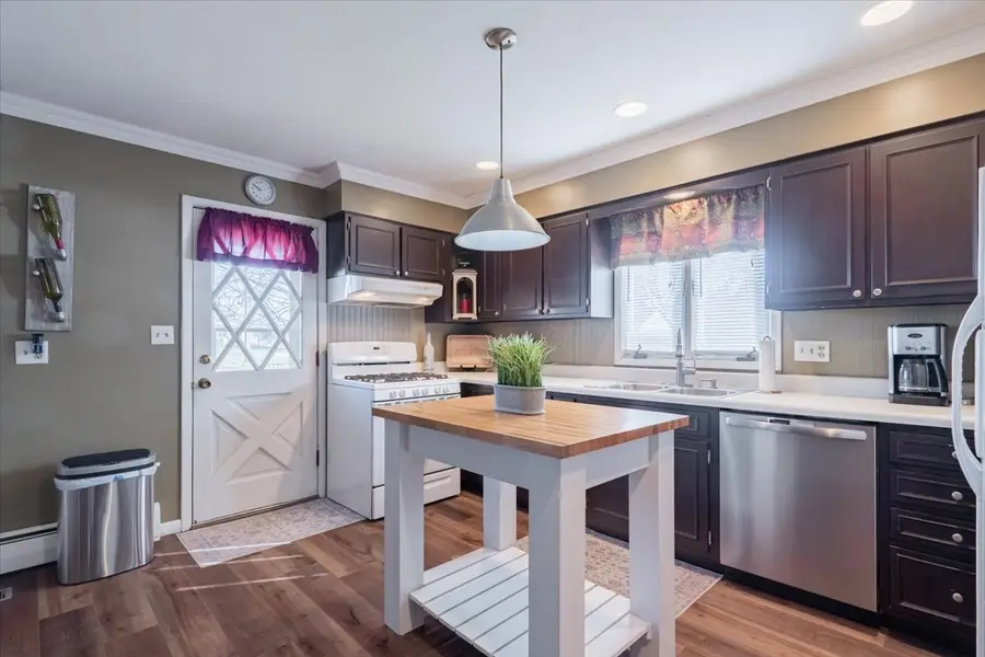 105 W School Street, Leroy, IL 61752 - #3