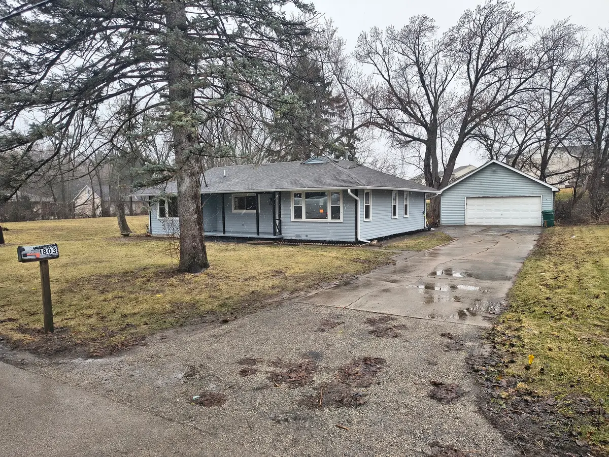 1803 N Riverside Drive, McHenry, IL 60050 - #1