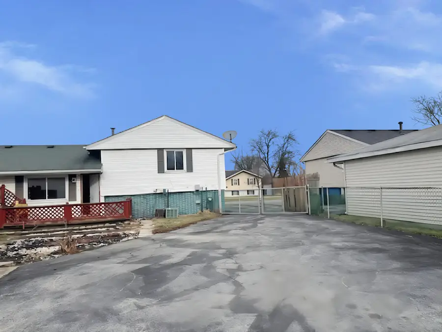 202 E Rose Street, Glenwood, IL 60425 - #3